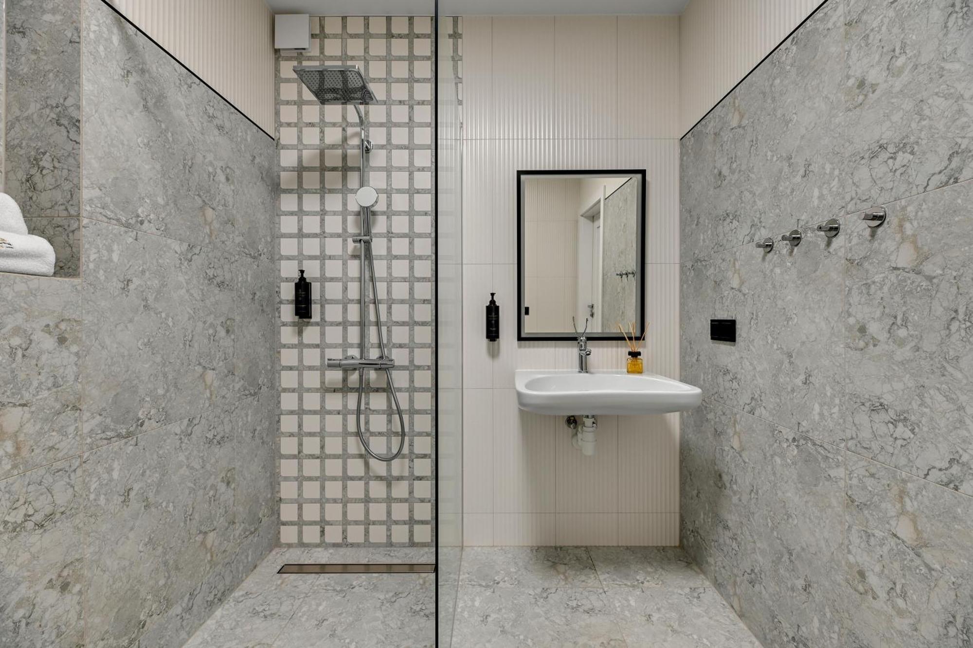 Apartamenty Stagiewna By Downtown Apartments Gdansk Bagian luar foto